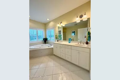 8526 Ocean View Drive, Emerald Isle, NC 28594 - Photo 28
