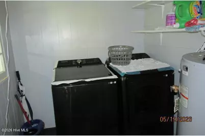 584 N 3rd Street, Saint Pauls, NC 28384 - Photo 20