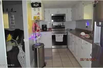 584 N 3rd Street, Saint Pauls, NC 28384 - Photo 12
