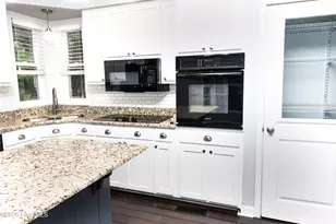 512 Haywood Creek Dr, Trent Woods, NC 28562 - Photo 20
