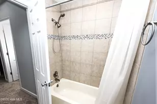512 Haywood Creek Dr, Trent Woods, NC 28562 - Photo 10