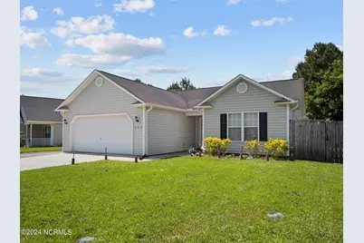 204 Jasmine Lane, Jacksonville, NC 28546 - Photo 2