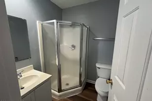 805 N Sycamore St, Aberdeen, NC 28315 - Photo 10