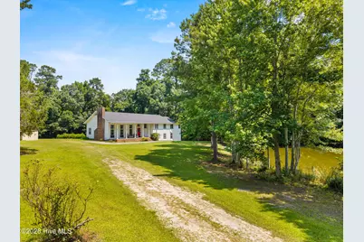 8821 Red Hill Road, Whiteville, NC 28472 - Photo 2