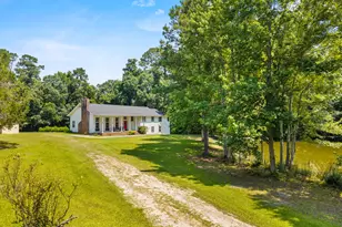 8821 Red Hill Rd, Whiteville, NC 28472 - Photo 2