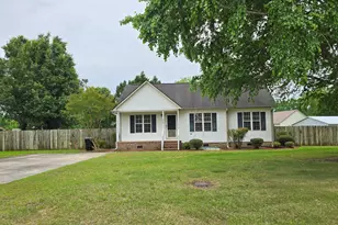 1705 Crawfords Pointe Dr, Greenville, NC 27834 - Photo 2