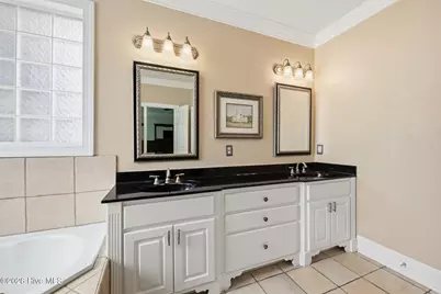 201 Foxcroft Lane, Winterville, NC 28590 - Photo 24