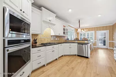 201 Foxcroft Lane, Winterville, NC 28590 - Photo 12