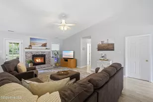 304 Barbara Dr, New Bern, NC 28562 - Photo 10