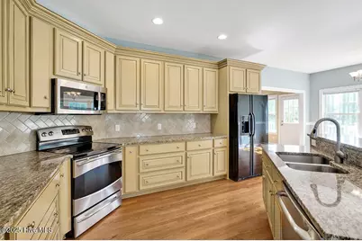 3185 Wexford Way, Southport, NC 28461 - Photo 12