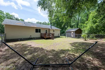 2013 Ridge Road, New Bern, NC 28560 - Photo 18