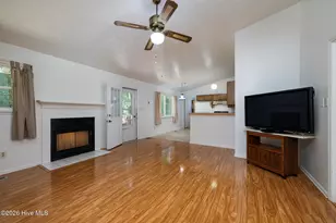 2013 Ridge Rd, New Bern, NC 28560 - Photo 2