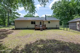 2013 Ridge Rd, New Bern, NC 28560 - Photo 32