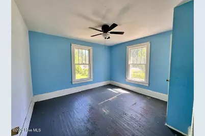 703 N Charlotte Street, Washington, NC 27889 - Photo 6