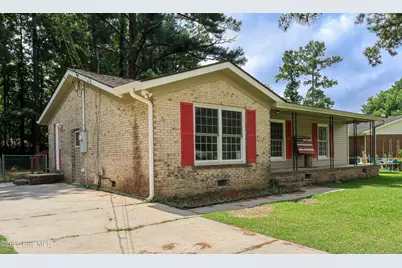302 Cardinal Road, Jacksonville, NC 28546 - Photo 2