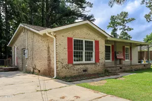 302 Cardinal Rd, Jacksonville, NC 28546 - Photo 2