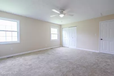 302 Cardinal Road, Jacksonville, NC 28546 - Photo 12