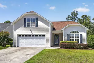 512 Azalea Dr, Hampstead, NC 28443 - Photo 1
