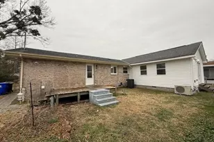 2008 Thompson Dr, Newport, NC 28570 - Photo 16