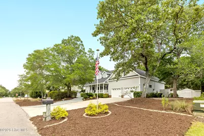 102 SW 22nd Street, Oak Island, NC 28465 - Photo 14