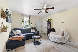 402 Clyde Dr, Jacksonville, NC 28540 - Photo 6