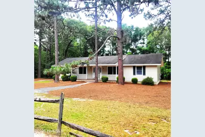 607 Longleaf Road #B, Aberdeen, NC 28315 - Photo 2