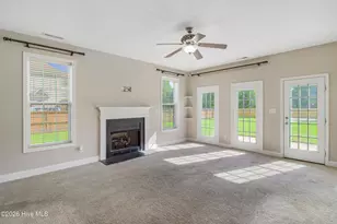 159 River Winding Rd, Jacksonville, NC 28540 - Photo 4