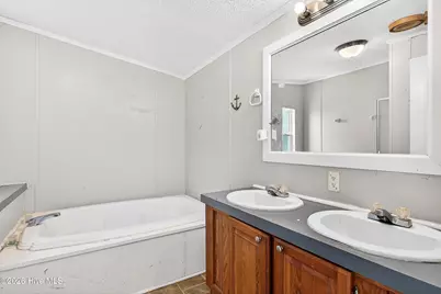 2676 White Oak River Road, Maysville, NC 28555 - Photo 16