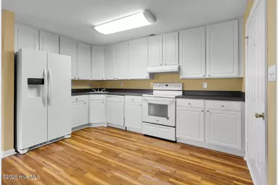 623 Hancock Street, New Bern, NC 28560 - Photo 2