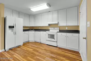 623 Hancock St, New Bern, NC 28560 - Photo 2