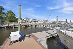 227 E Water St, Washington, NC 27889 - Photo 20