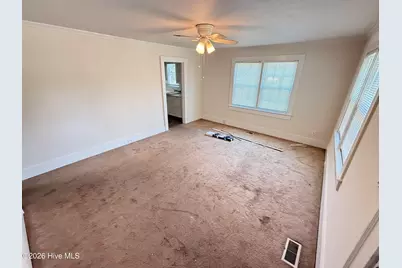 308 E Main Street, Mount Olive, NC 28365 - Photo 8