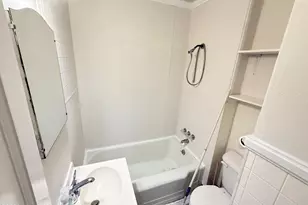308 E Main St, Mount Olive, NC 28365 - Photo 6