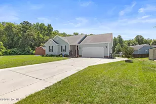 402 Kant Pl, Jacksonville, NC 28540 - Photo 2