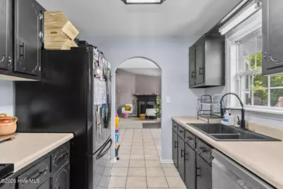 402 Kant Place, Jacksonville, NC 28540 - Photo 10