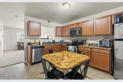 416 Caldwell Loop, Jacksonville, NC 28546 - Photo 6