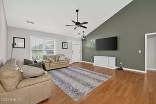 89 Over St, Burgaw, NC 28425 - Photo 4