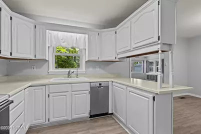 4303 Country Club Road, Morehead City, NC 28557 - Photo 14