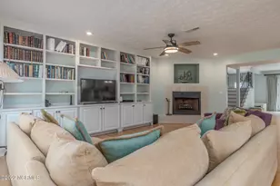301 Sandy Point Dr, Beaufort, NC 28516 - Photo 8