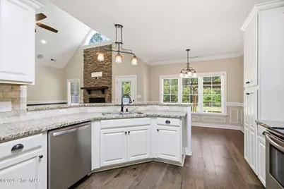 219 White Oak Bluff Road, Stella, NC 28582 - Photo 18
