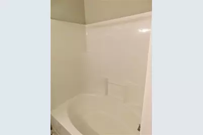 609 Streamwood Drive, Jacksonville, NC 28546 - Photo 8
