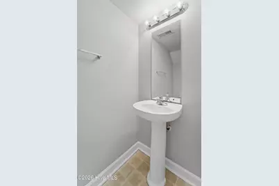 609 Streamwood Drive, Jacksonville, NC 28546 - Photo 36