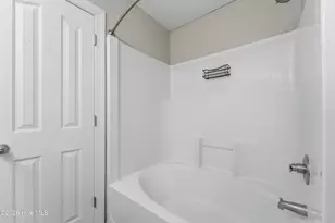 609 Streamwood Dr, Jacksonville, NC 28546 - Photo 26