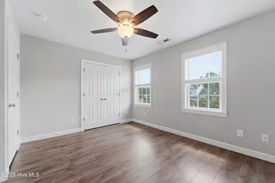 609 Streamwood Drive, Jacksonville, NC 28546 - Photo 22