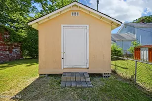 804 2nd St, Elizabeth City, NC 27909 - Photo 32
