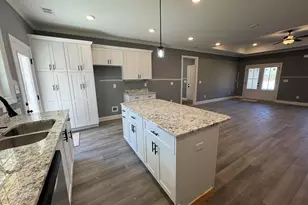 548 Hillman St, Warrenville, SC 29851 - Photo 8