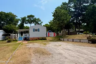 316 Fairview Dr, Emerald Isle, NC 28594 - Photo 4