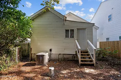 102 S 11th Street, Wilmington, NC 28401 - Photo 12