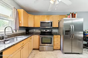 101 Gray Fox Rd, Havelock, NC 28532 - Photo 6