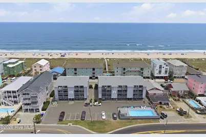 404 Carolina Beach Avenue S #B12, Carolina Beach, NC 28428 - Photo 10